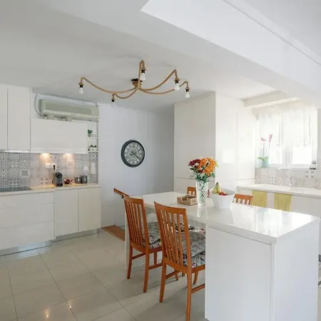 Apartman Skyloft - Rooftop Jacuzzi & Sea View - Kosz